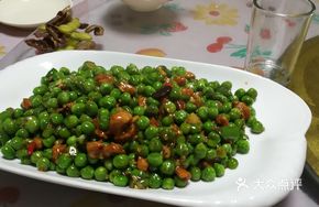 Stir-fried Pork with Broad Beans