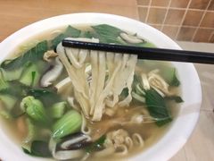 -老前童小吃(北明程路店)