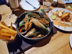 -恰餐厅及酒吧 CHAR Bar & Grill (北京丽都皇冠假日店)