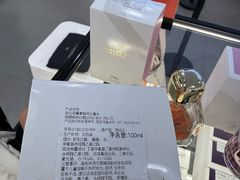 -上海世纪汇广场