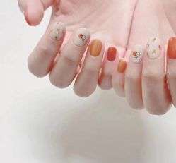 -悦指间美甲美睫