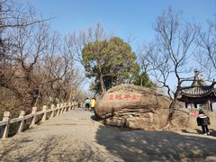 -灵岩山风景区