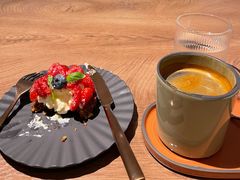 -潮一不贰·法式甜品·生日蛋糕·西式简餐(外滩店)