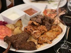 -Efes Turkish & Mediterranean Cuisine 艾菲斯餐厅(陆家嘴店)