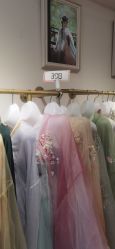 -一揽芳华汉服旗袍体验馆(拙政园店)