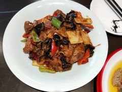 爆三样-福荣居褡裢火烧京味家常菜(西四店)