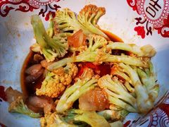 -昱龙大盆牛蛙馆(三兴街总店)