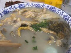 -明呈黄鱼面馆(斜土路店)
