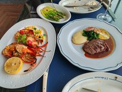 -福楼毕斯罗F Bistronome(国贸商城约会地标景观店)
