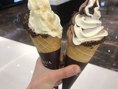 双拼软冰激凌-GODIVA(王府井apm店)