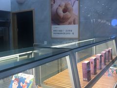 面包甜点陈列柜-爸爸糖吐司面包(宁波世纪东方店)