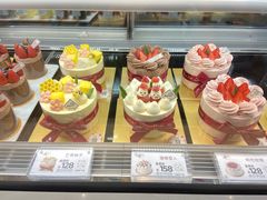 -花花卷卷·鲜食蛋糕(静安久光百货店)