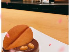 咖啡豆乳味慕斯蛋糕-星巴克臻选(福州仓山万达店)