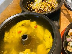 云南经典汽锅鸡-云海肴·汽锅鸡·云南菜(苏州中心店)