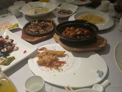 -御花园·粤菜·海鲜火锅(中山公园店)