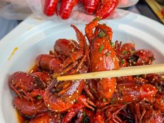 -肥肥虾庄·金牌油焖大虾(杨园滨江时代walk店)