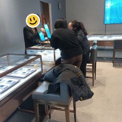 点击看大图 -Cindy Jewelry·钻戒·彩色宝石
