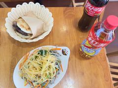 -刘记羊汤·烧饼夹肘子