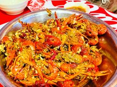 -琥珀老六龙虾(四里河店)
