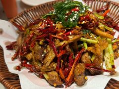 鄂西手撕香辣猪手-来菜·湖北头牌藕汤(汉街店)