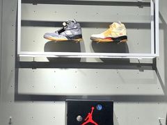 -JORDAN(东方广场店)