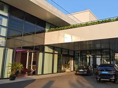 -上海宝诚尊悦宝马4S店(静安店)
