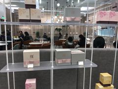 -奈雪的茶(市百一店)