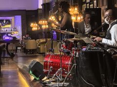 -LONG BAR 廊吧(外滩华尔道夫酒店)