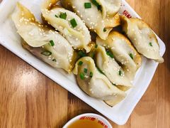 牛肉鍋貼-小姜锅贴(凤凰街店)