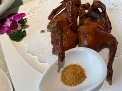 烤乳鸽-金典银峰老鹅馆·昆山菜(亭林公园店)