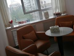 -爱月宝月嫂·育儿嫂(哈尔滨总店)