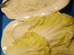 米粉和娃娃菜-食爺炭炉鸡煲·烧烤