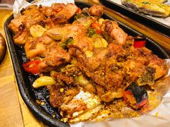 -老东镇啤酒屋海鲜加工·蒸汽海鲜·海鲜烧烤(台东店)