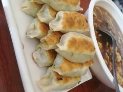 -小街锅贴(护国寺店)