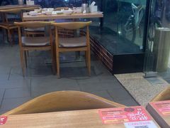 -裕记烧腊连锁餐饮(国商分店)
