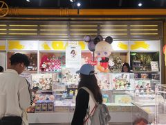 -泡泡玛特POPMART(上海环球港店)