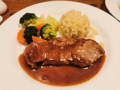 -宝莱纳啤酒花园餐厅PAULANER BRAUHAUS Nanjing(广州路店)