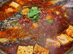 -三顾烤庐·烤鱼·烧烤·龙虾(奉贤店)