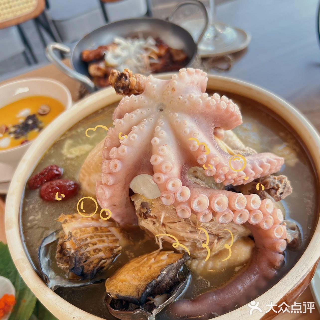 公园里的韩风餐厅-池有食事