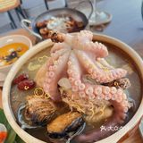 公园里的韩风餐厅-池有食事