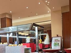 -亚龙湾希尔顿自助餐厅·海鲜·烧烤·沙滩BBQ·现场乐队