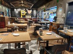 大堂-棒约翰比萨·意面(张江长泰店)