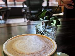 拿铁-VESH COFFEE(定西路店)