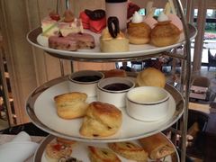 iphone_upload_pic-LONG BAR 廊吧(外滩华尔道夫酒店)