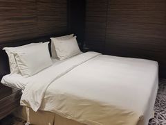 -上海虹桥西郊假日酒店