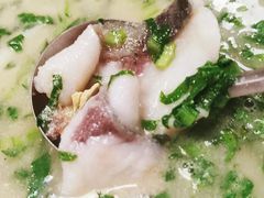 鱼片皮蛋汤-西大酒店