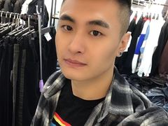 -佰烧海鲜烤肉火锅自助(世茂国际广场店)