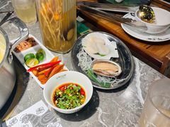 -禄婶鸡煲·打边炉