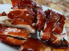 -黄记四更烤乳猪店