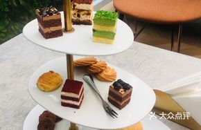 Dessert Tower